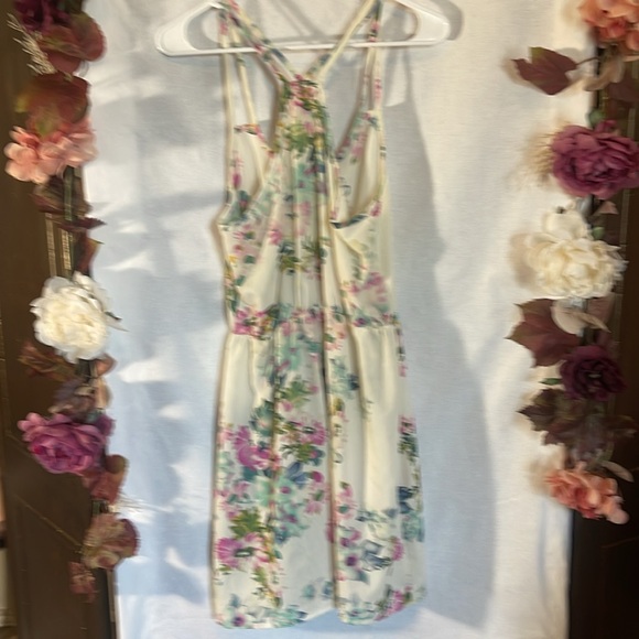 Floral dress - Picture 3 of 3